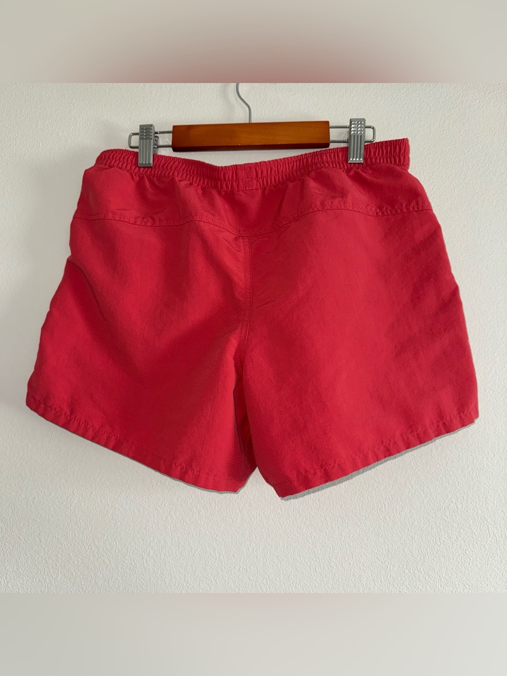 Patagonia Women’s Baggies Shorts Salmon Small Gorpcore - Picture 3 of 6
